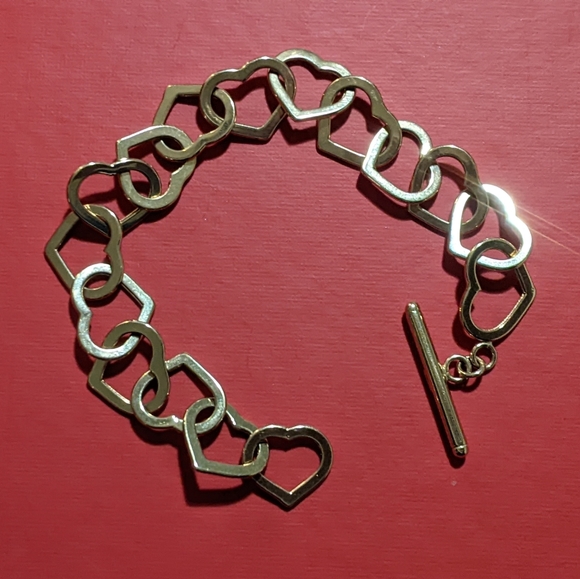 Sold 14k Yellow Gold Large Heart Link Bracelet with Toggle Closure - Picture 12 of 12